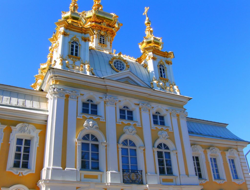 La résidence impériale de Peterhof изображение